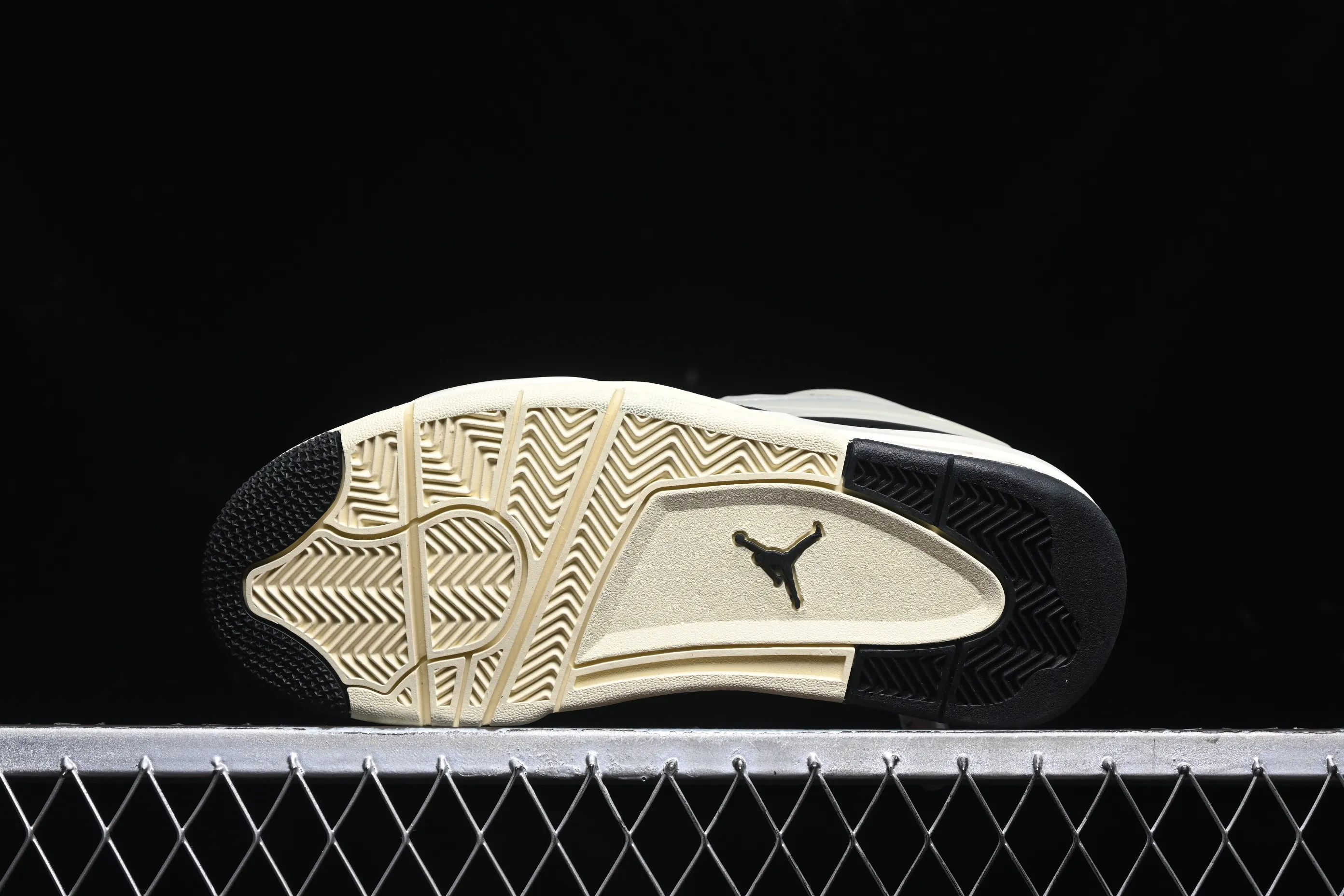 All categories Air Jordan Jordan series basketball shoes Air Jordan 4 DT version Air Jordan 4 "Remastered" AJ4 Joe 4 low-top retro basketball shoes FQ7939-006